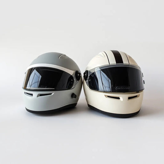 Lightweight Racing Helmets: Comfort and Safety Guide - TheHelmetHub