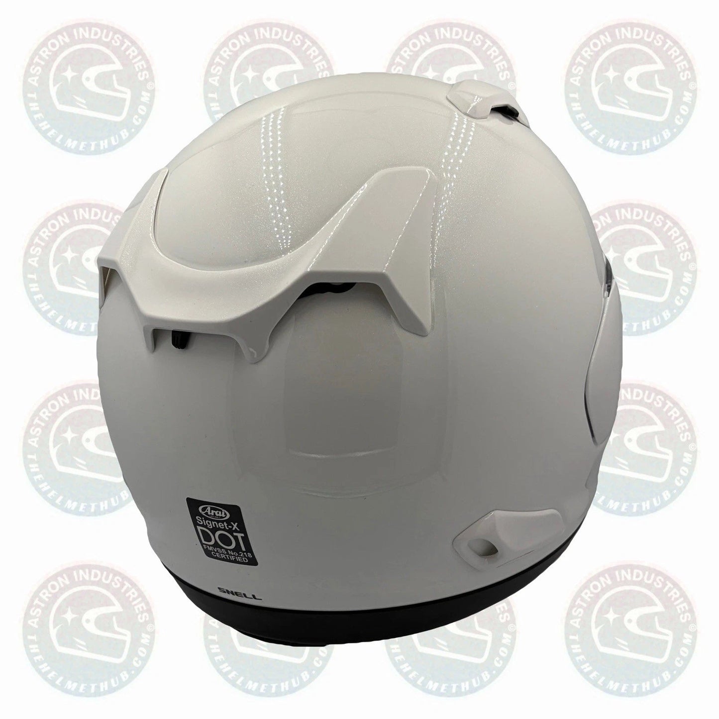 Arai Signet-X Diamond White Motorcycle Helmet - TheHelmetHub
