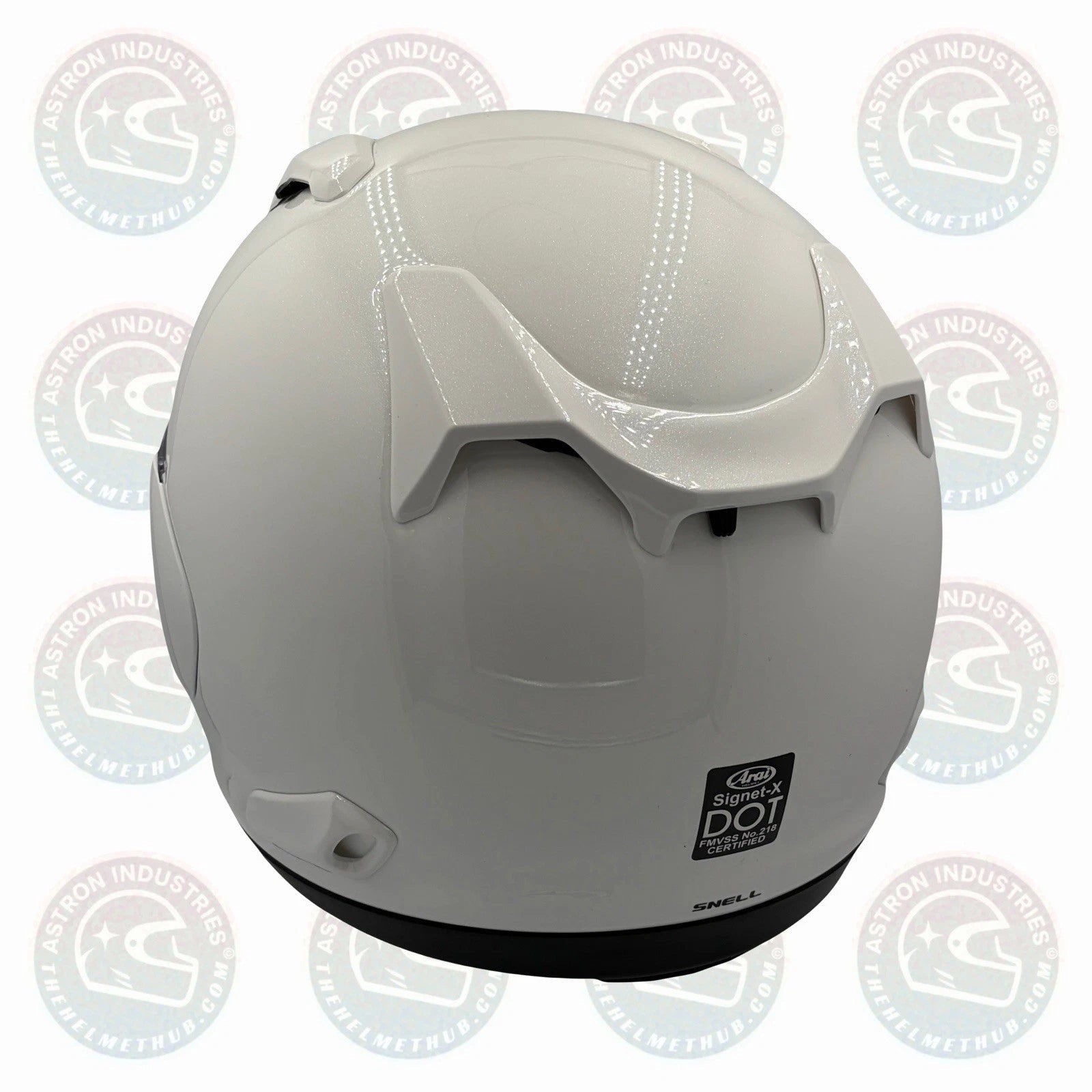 Arai Signet-X Diamond White Motorcycle Helmet - TheHelmetHub
