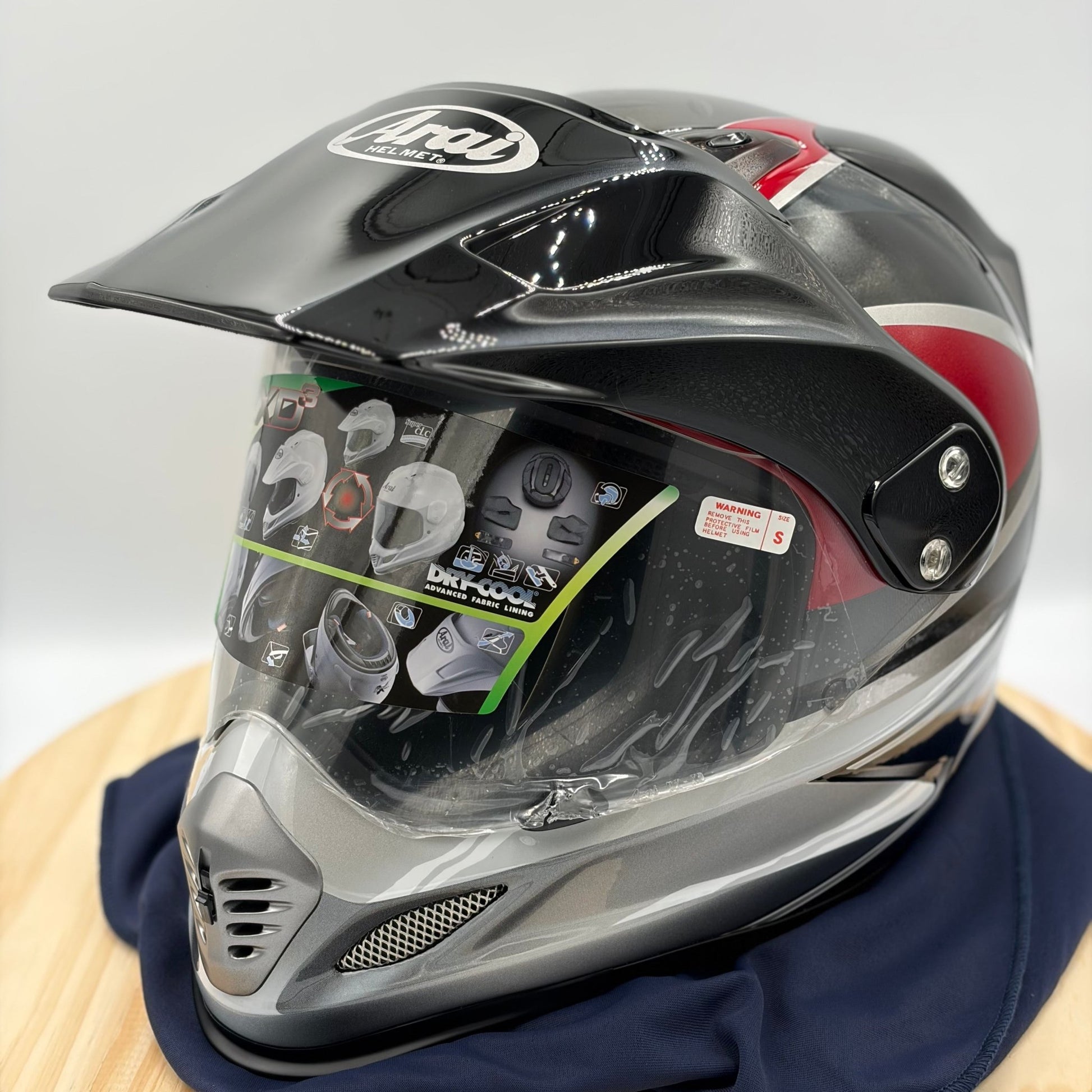 Arai XD3 Luster - Red Small - TheHelmetHub